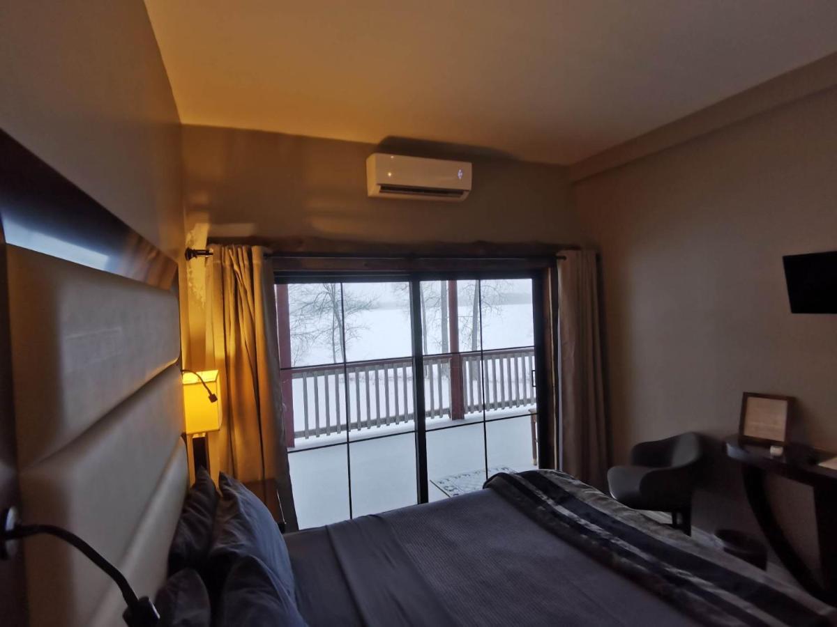 Stoco Lake Lodge Tweed エクステリア 写真
