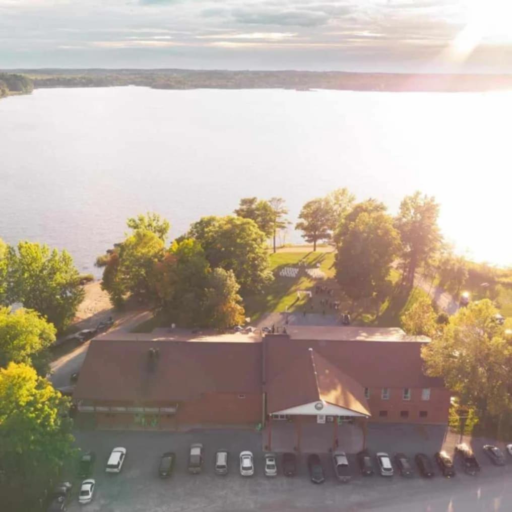 Stoco Lake Lodge Tweed エクステリア 写真