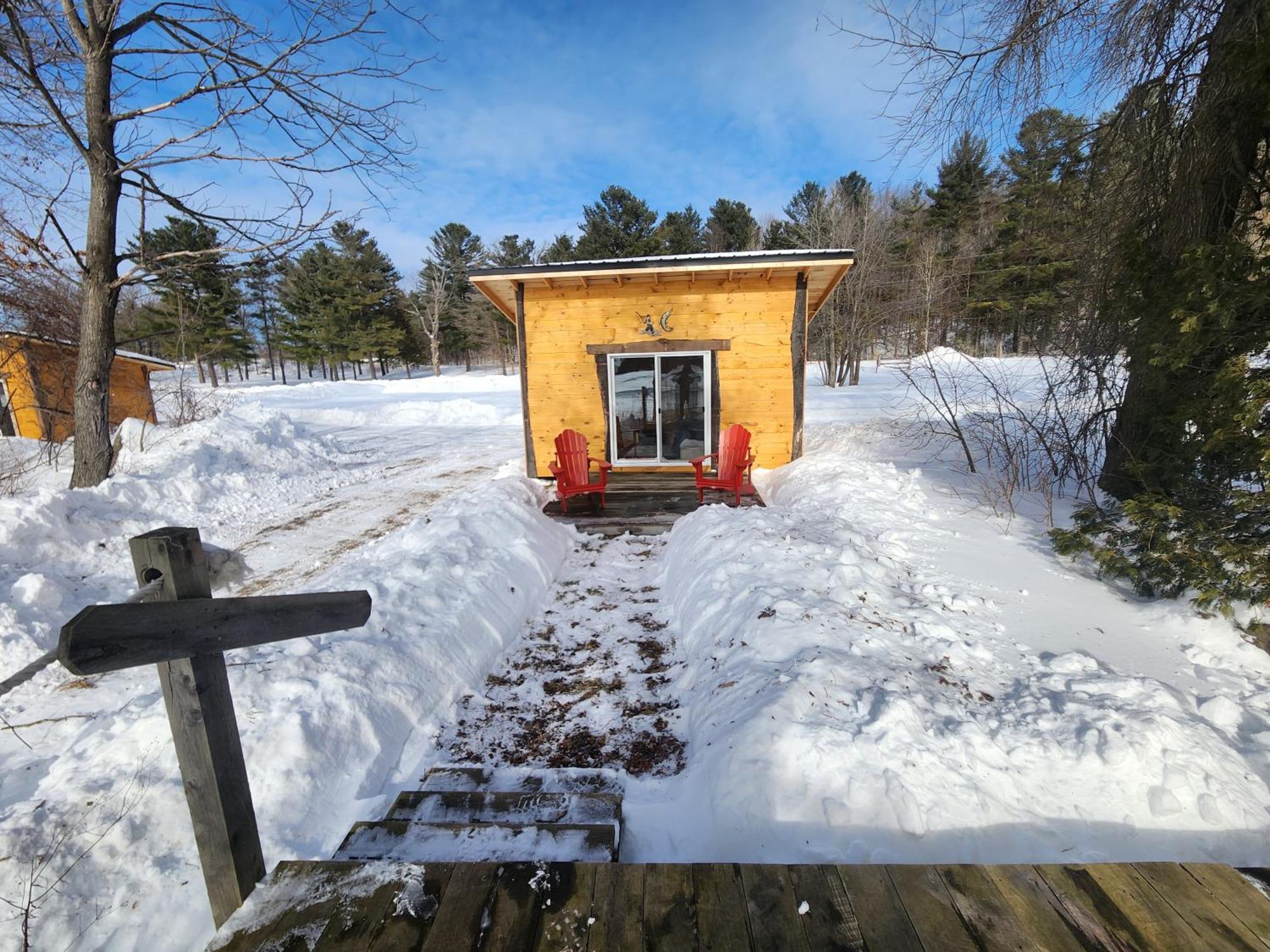Stoco Lake Lodge Tweed エクステリア 写真